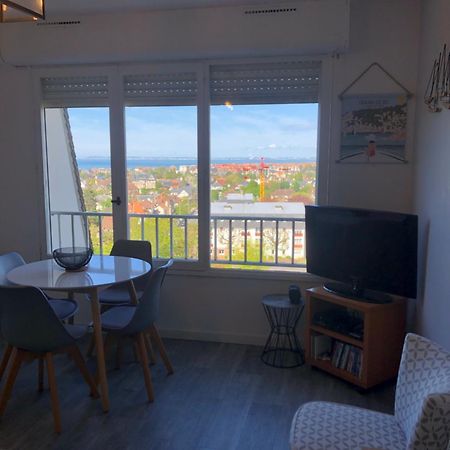 Vue terre et mer Villers-sur-Mer Extérieur photo