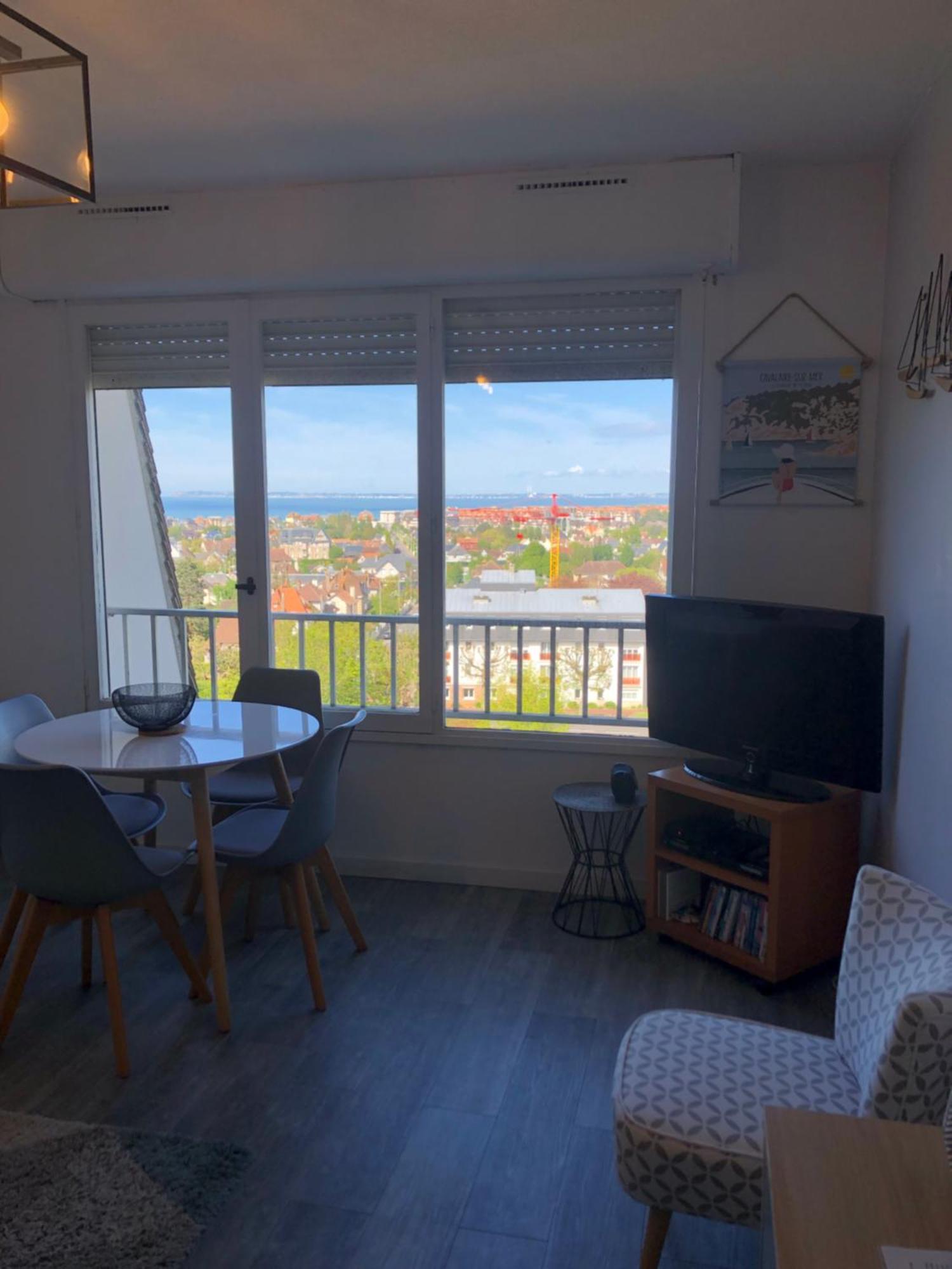 Vue terre et mer Villers-sur-Mer Extérieur photo